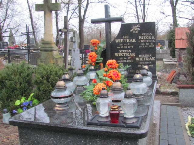 Grób Stefan Wietrak